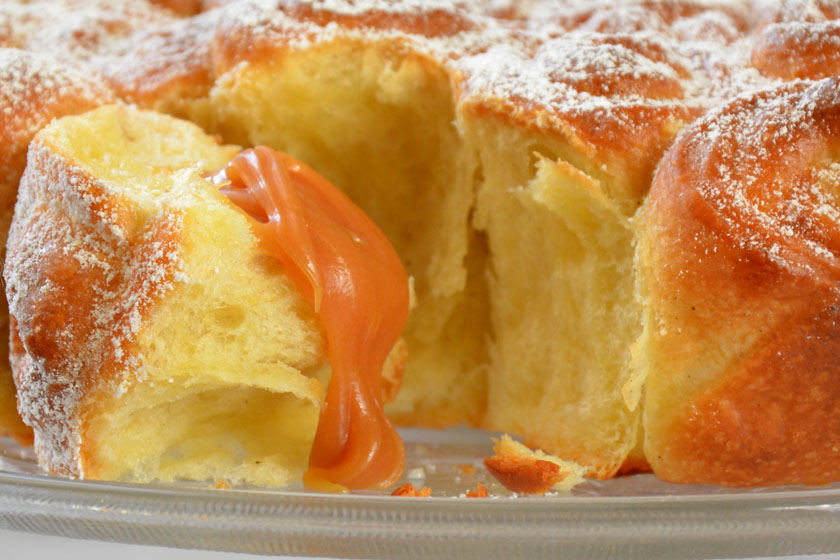 Brioche bouclette crème de caramel au beurre salé Rezept